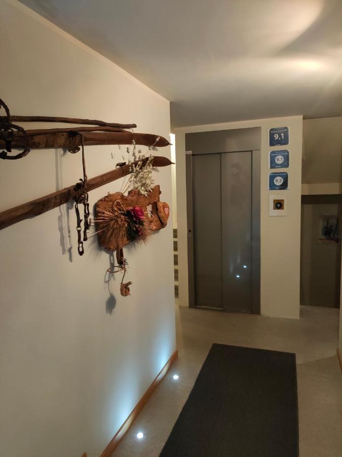 L'Atelier du Temps - Maison Ginod Aoste Extérieur photo