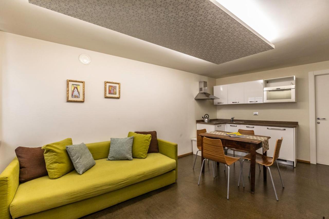 L'Atelier du Temps - Maison Ginod Aoste Extérieur photo